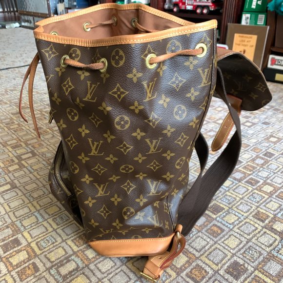 LOUIS VUITTON MONOGRAM CANVAS MONTSOURIS PM main image 6